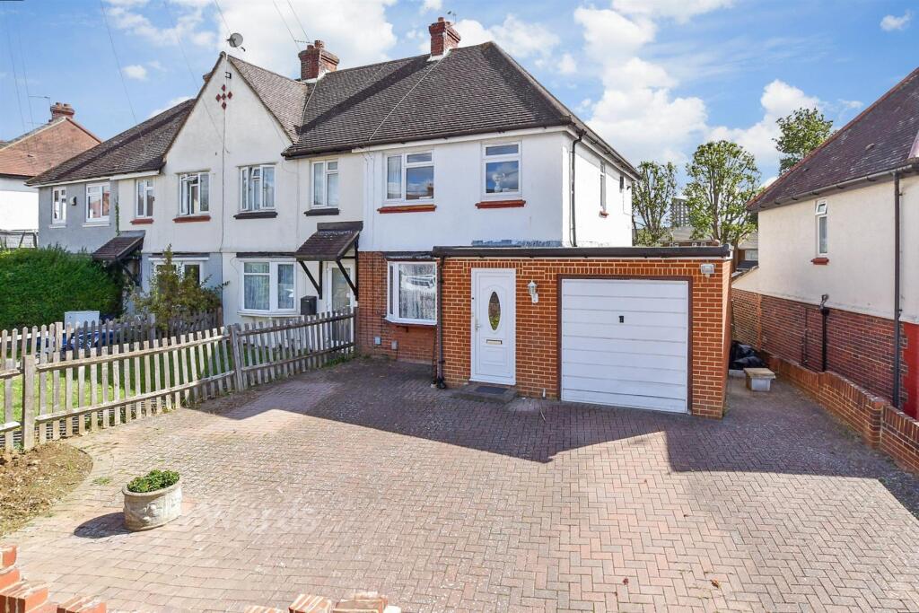 Main image of property: Calder Road, Maidstone, Kent