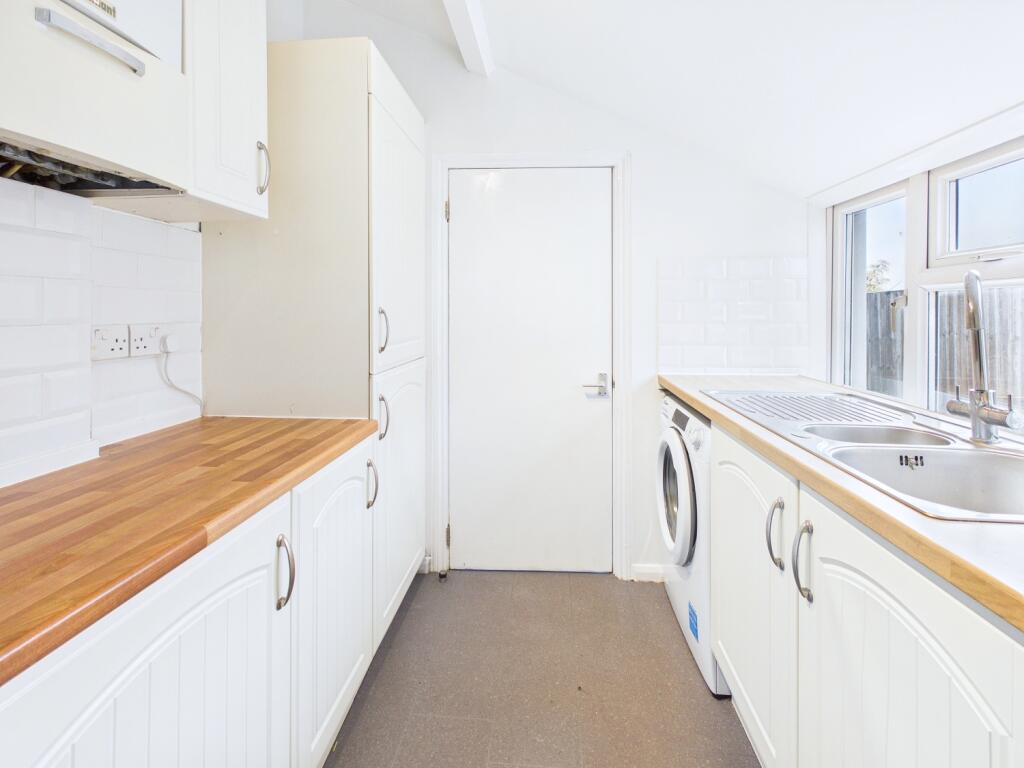 Stafford Street, Old Town, Swindon, SN1 3PF - View 6