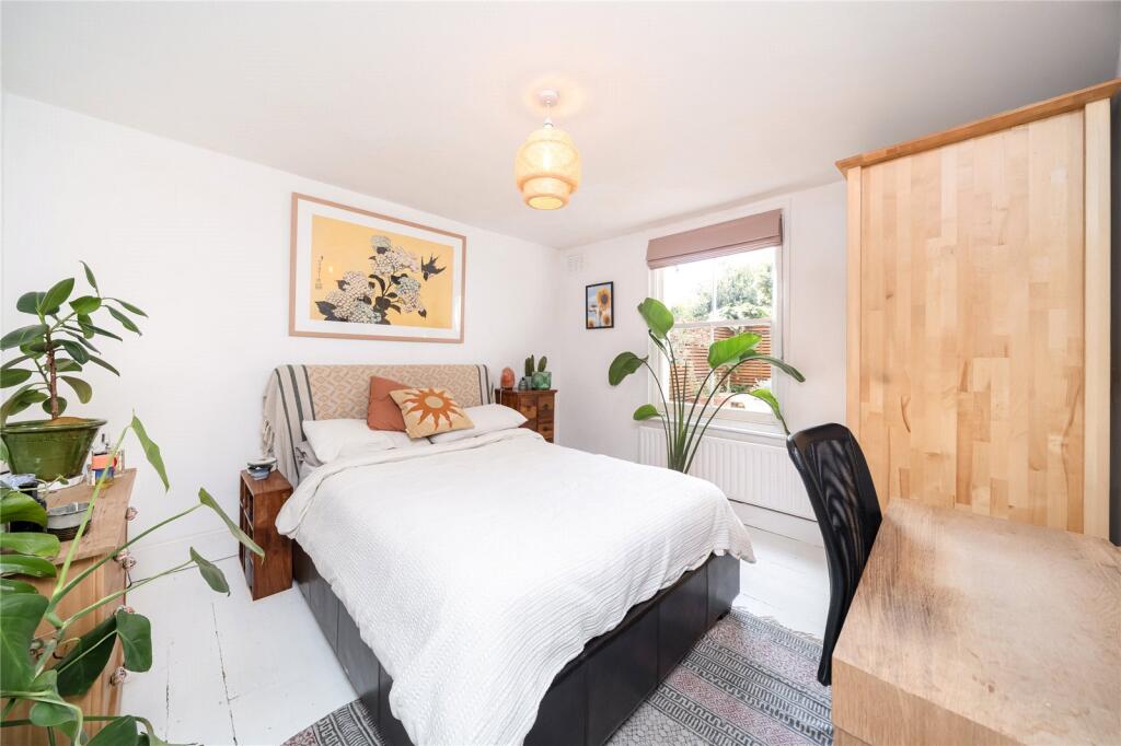 Apartment in London, Clapton Park, Homerton - More