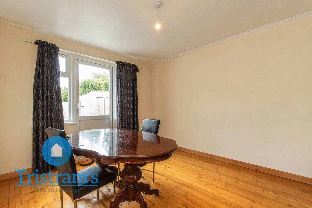 House in Nottingham, Beechdale - View 4