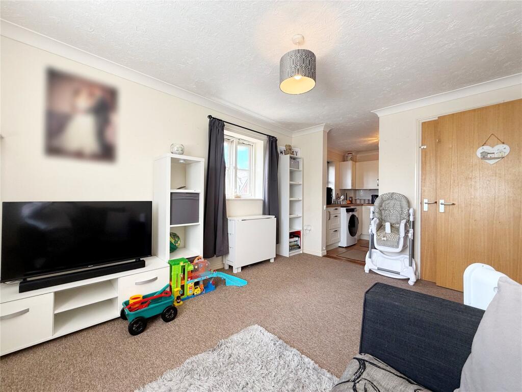 Jackson Court, Martlesham Heath, Ipswich photo 3