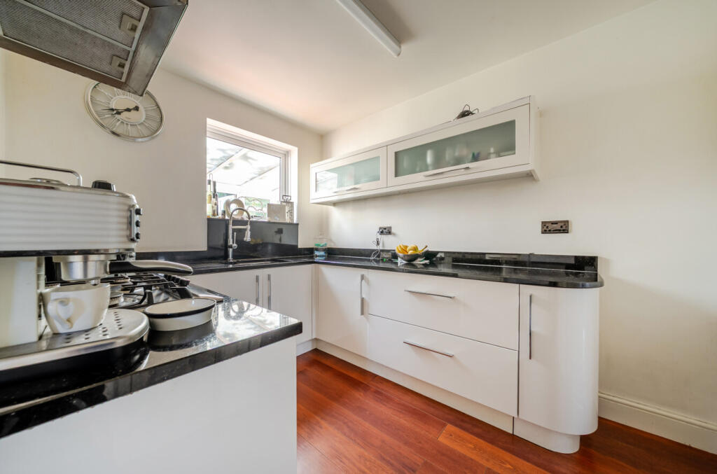 House in Havant, West Leigh - View 5