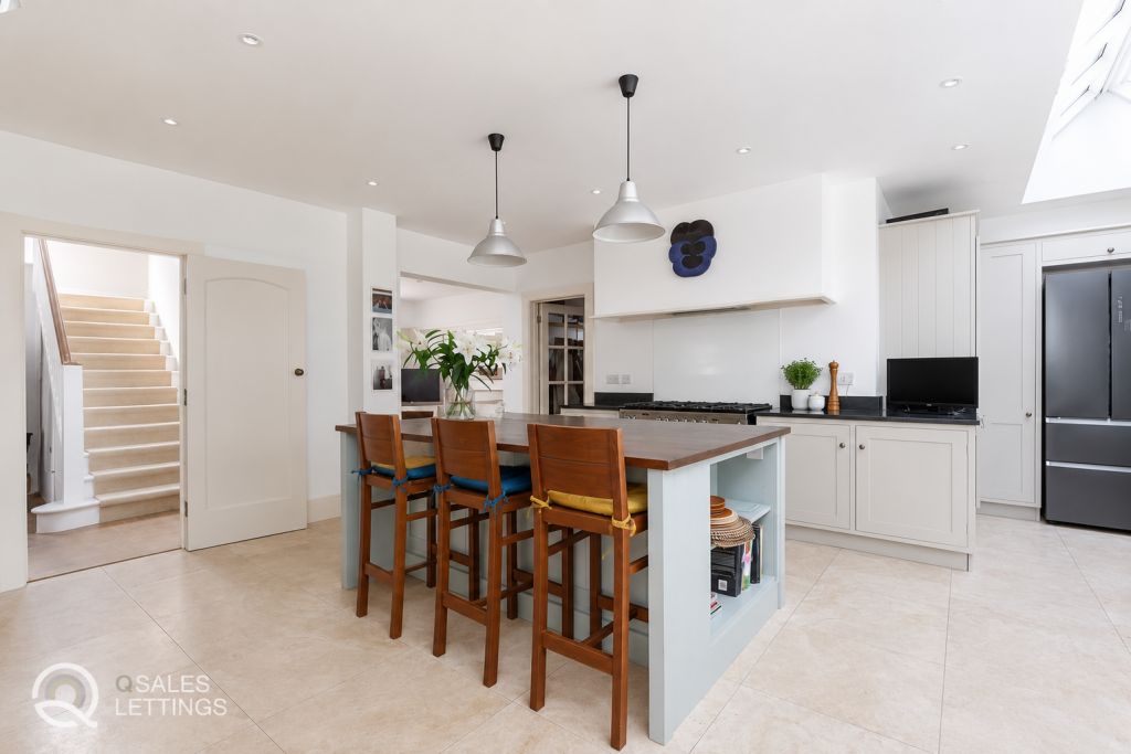 House in Poole - View 5