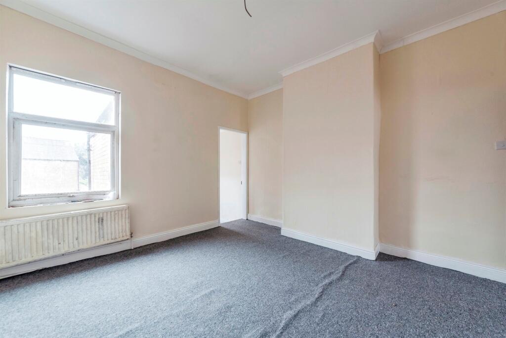 House in Newark and Sherwood, Newark - View 3