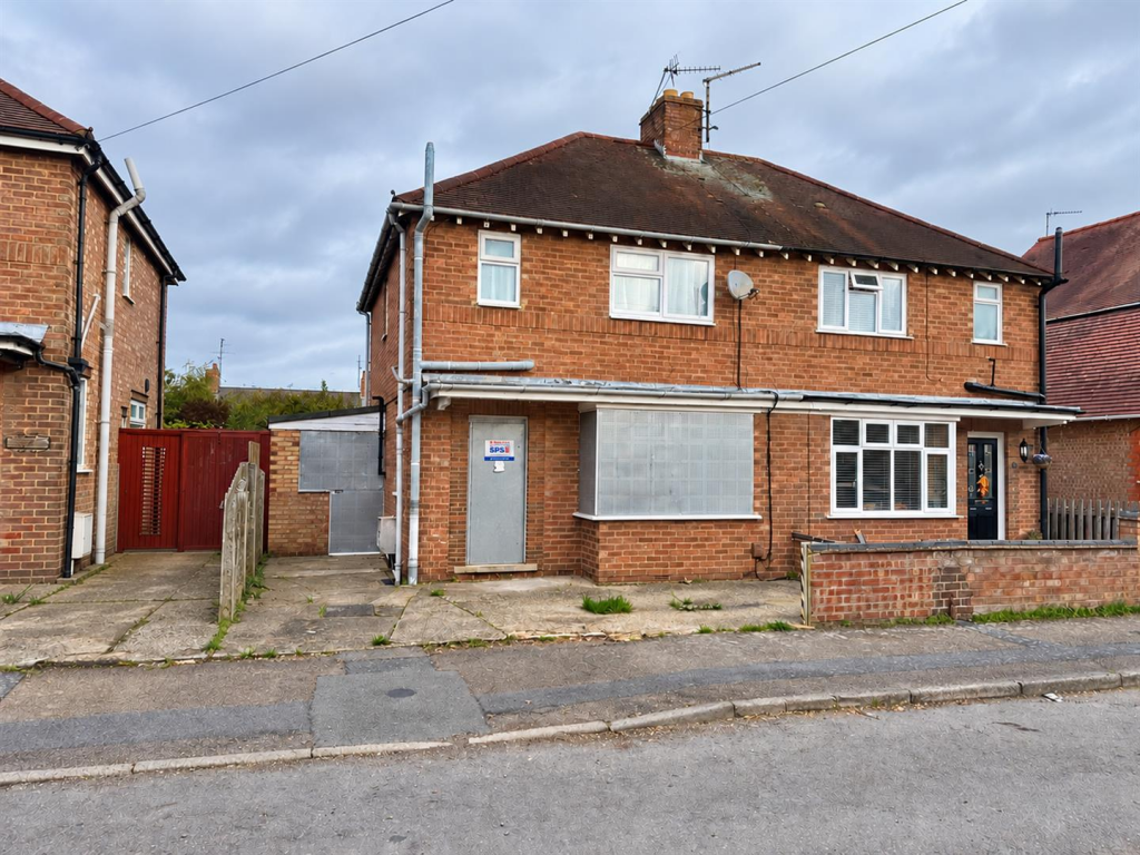 Main image of property: 50 Talbot Road, Rushden, NN10 9NS