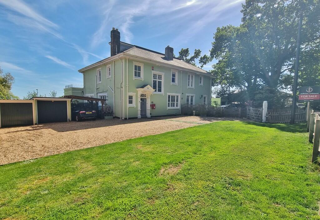 Main image of property: Wraysbury House, Long Copse Lane, Emsworth