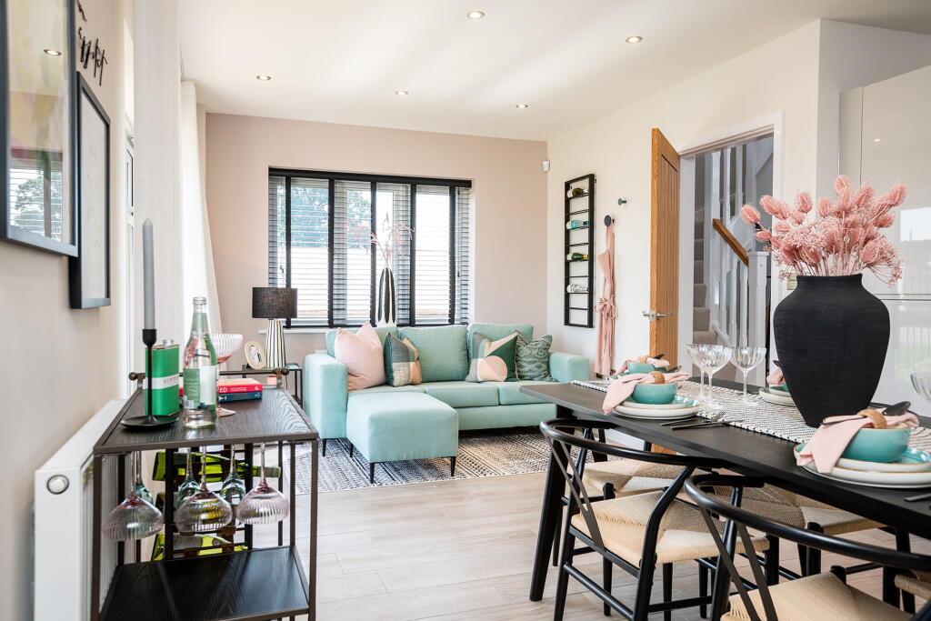 Highfield Close, Semington, Trowbridge image 5