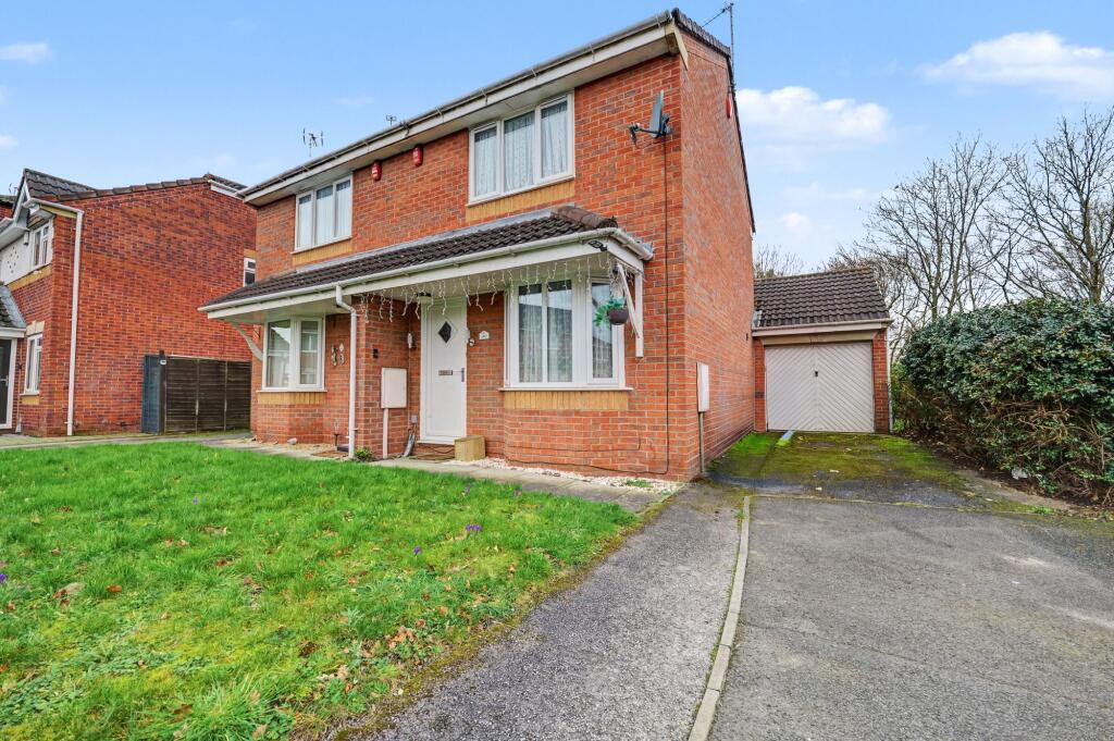 2-bed semi-detached on Shipley Close, Branston, DE14, £190,000