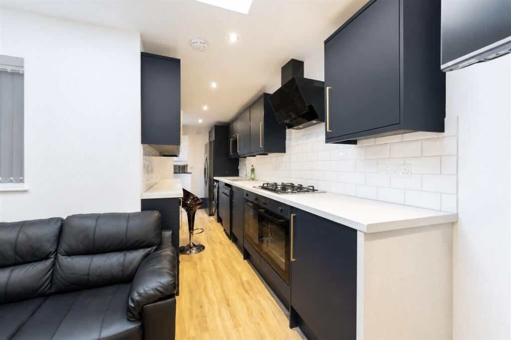 House in Birmingham, Selly Oak - View 4
