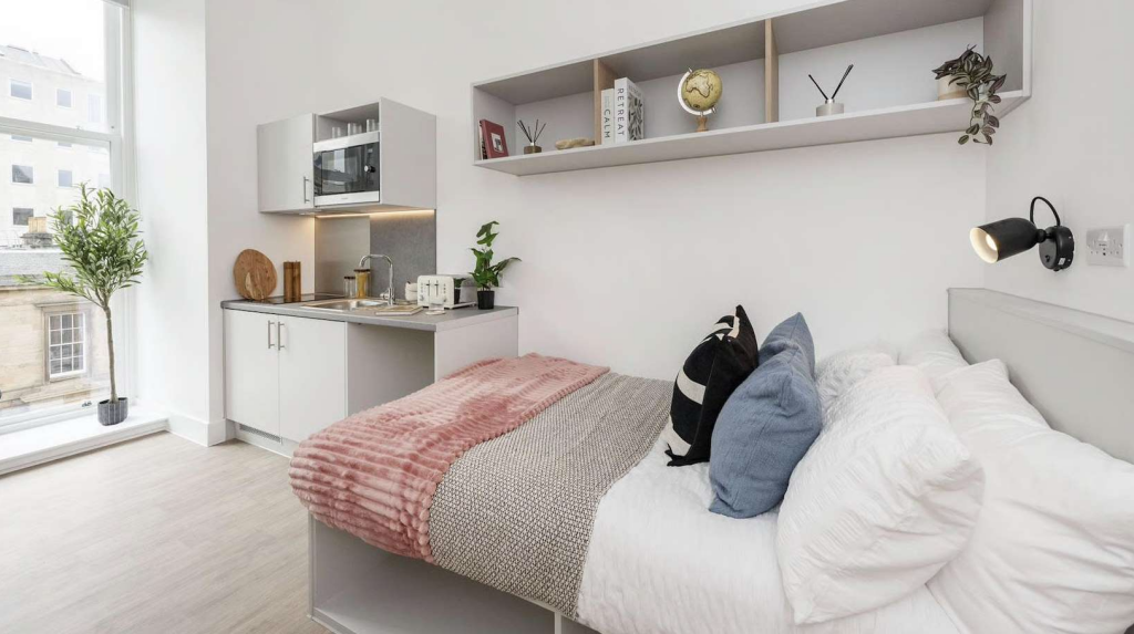 Apartment in Glasgow, Blythswood Hill - View 2