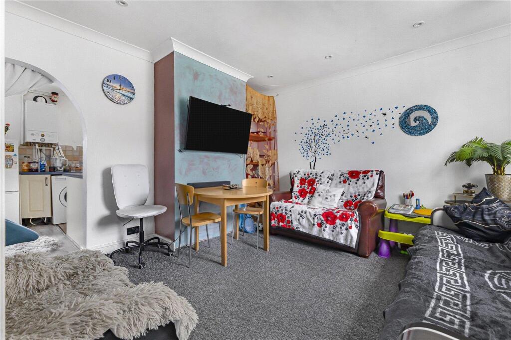 House in Orpington, Leesons, St Paul's Cray - View 4