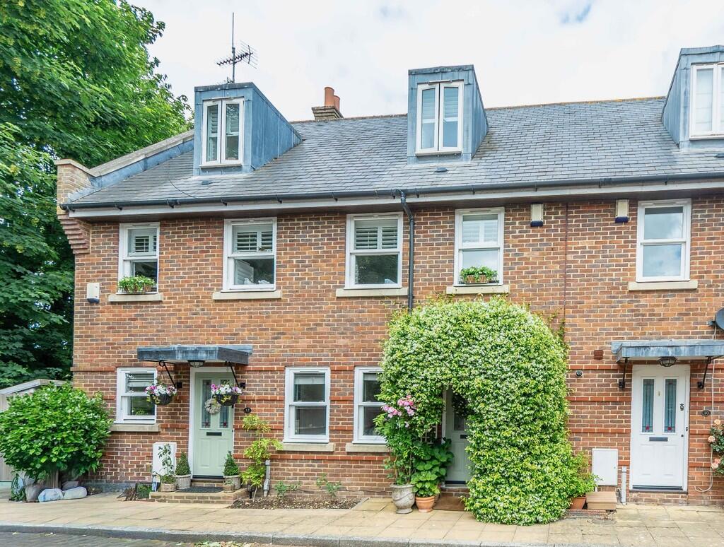 Main image of property: Wheelwrights Close, Arundel
