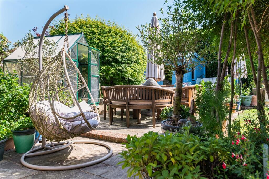 Property photo 11