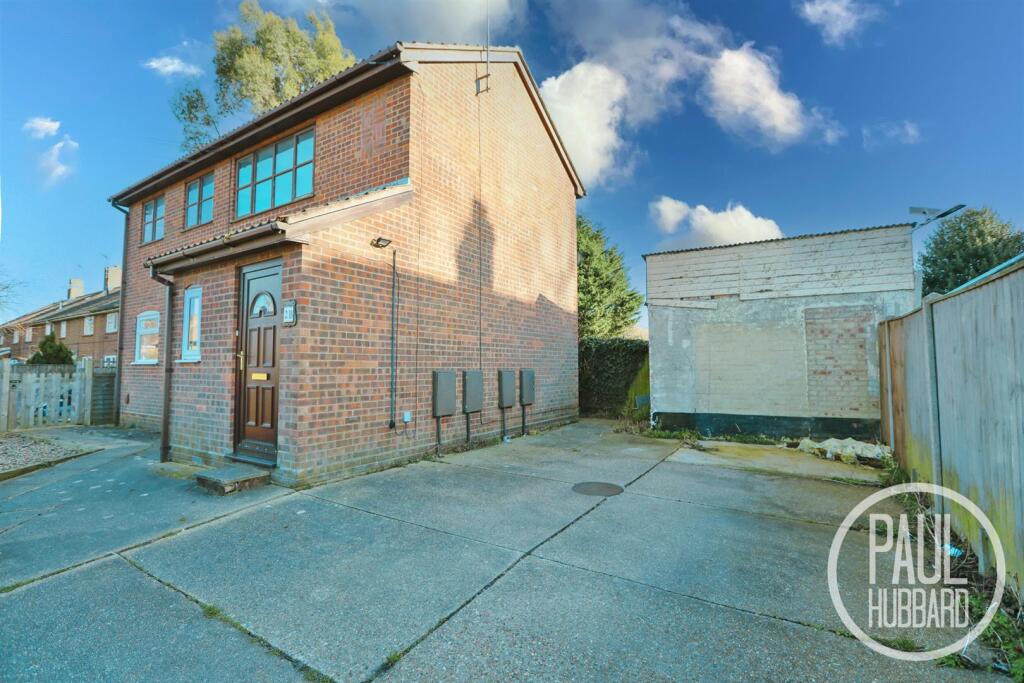 1-bed flat on Notley Road, Lowestoft, NR33, £90,000