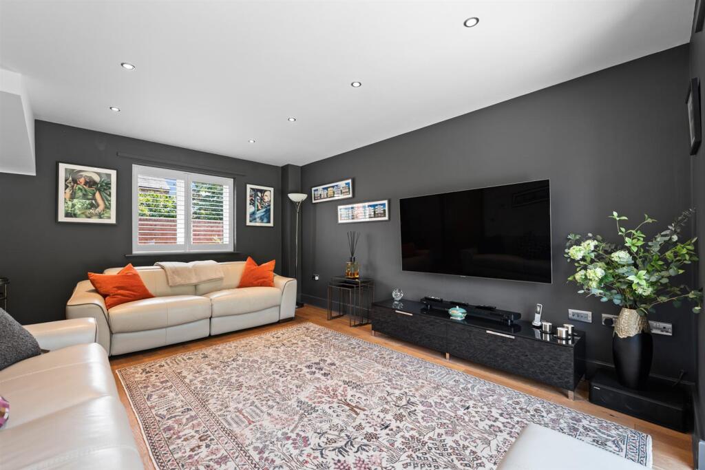 House in Rushcliffe, Aslockton - View 5