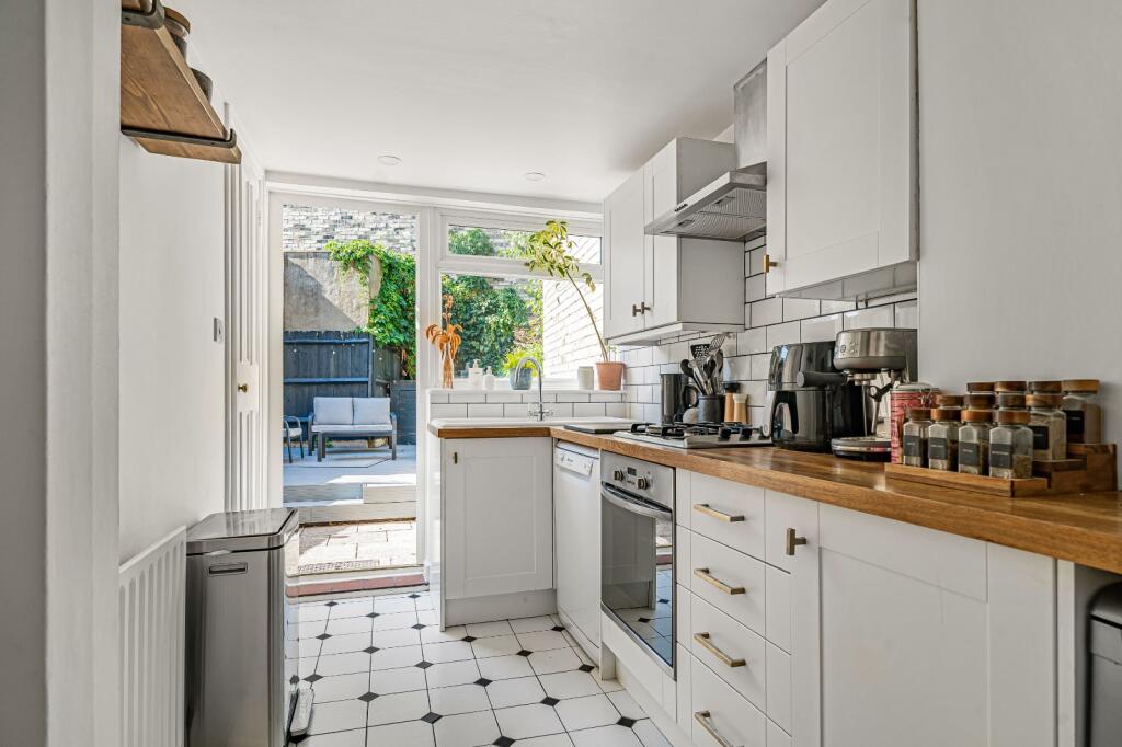 Apartment in London - View 4
