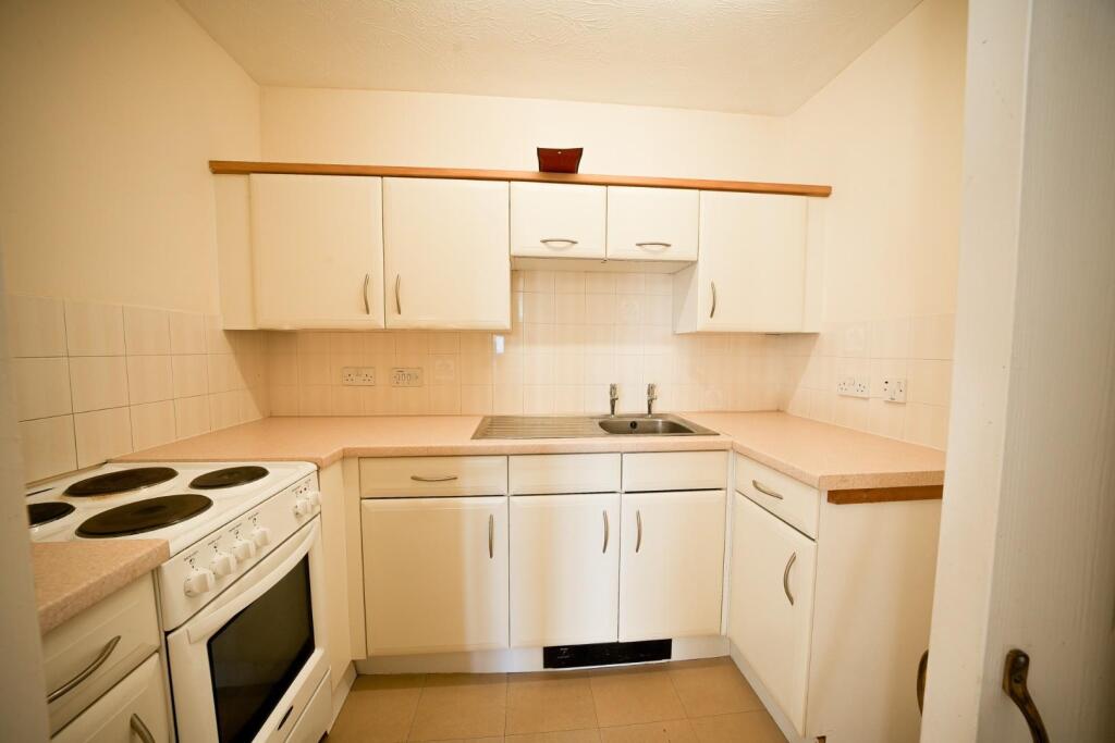 Millstream Way, Leighton Buzzard photo 3