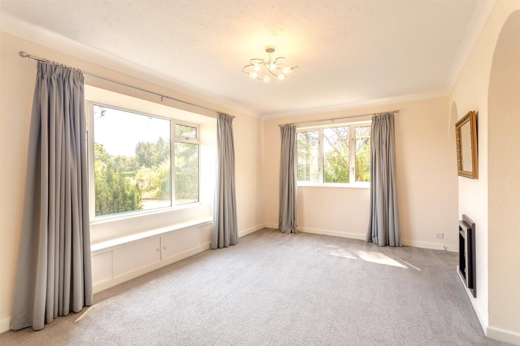 House in Harrogate, Rossett Green - View 4
