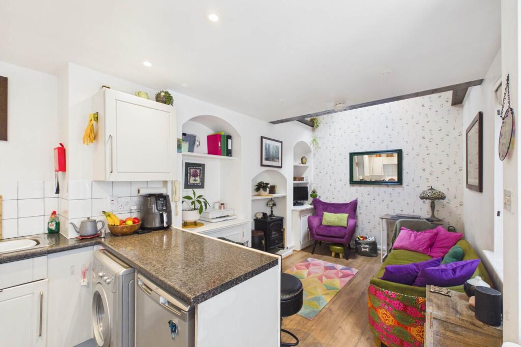 Apartment in London, Morden - View 4