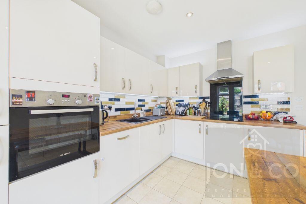 House in Northampton - View 2