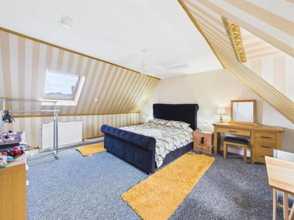 Bedroom: