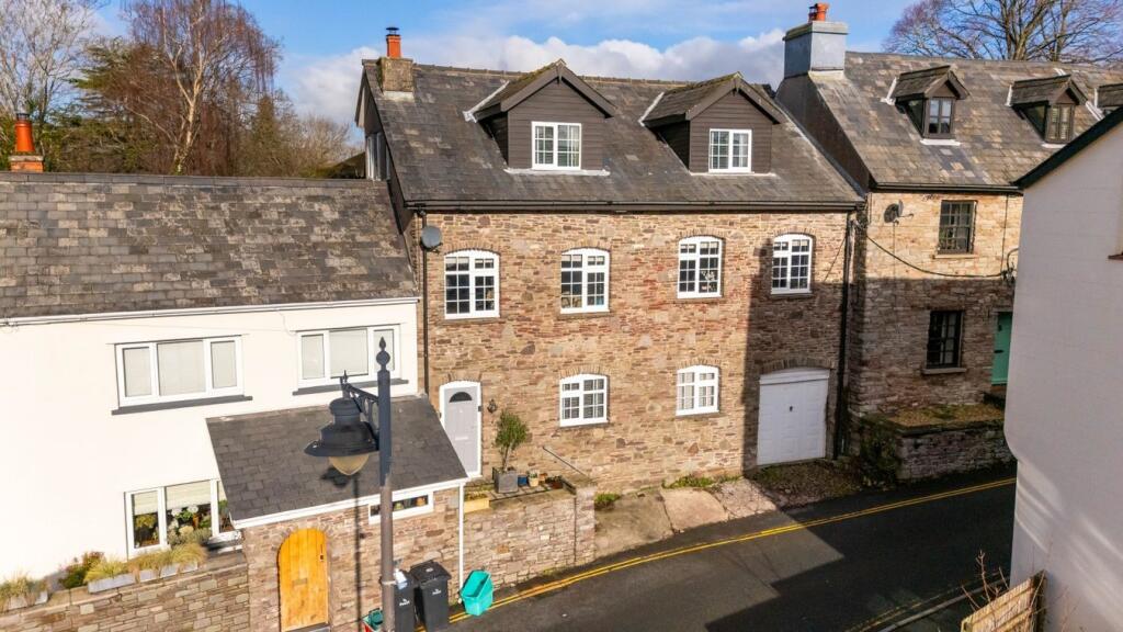 Main image of property: Mount Street, Brecon, LD3