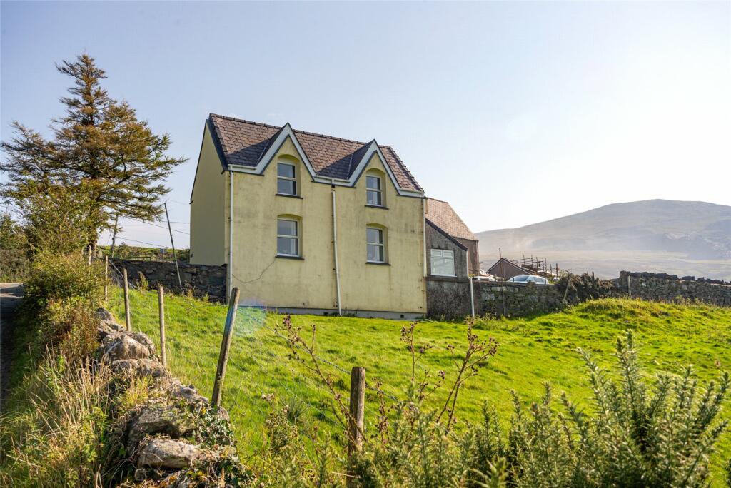 Main image of property: Fachwen, Caernarfon, Gwynedd, LL55