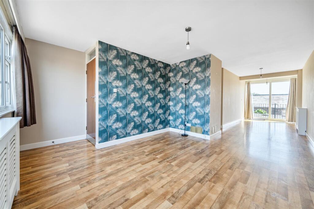 St. Thomas's Road, Hardway, Gosport - View 3