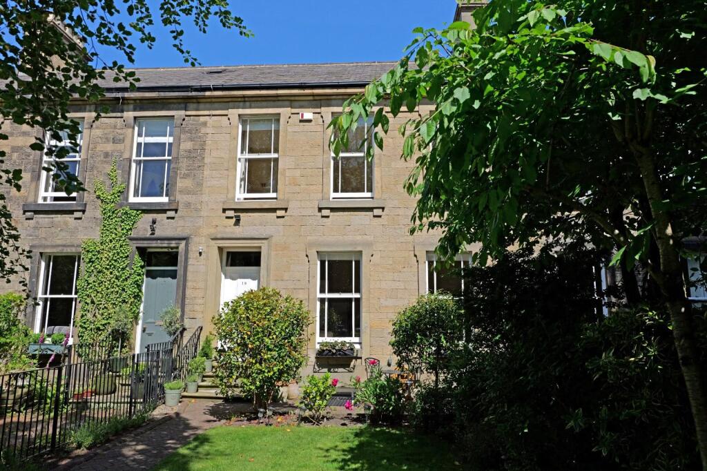 Main image of property: The Grove, Gosforth, NE3