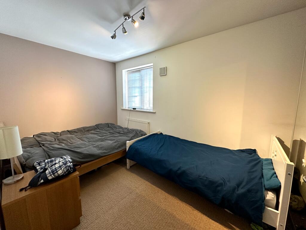 Apartment in Walsall, West Midlands - View 5
