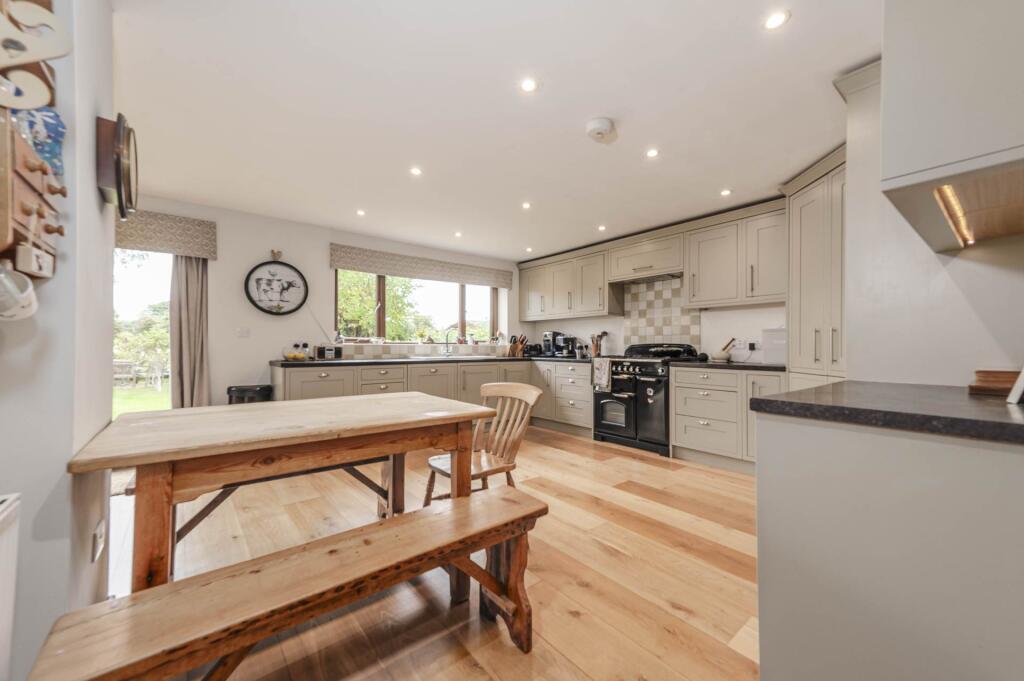 House in West Oxfordshire, Over Norton - View 2