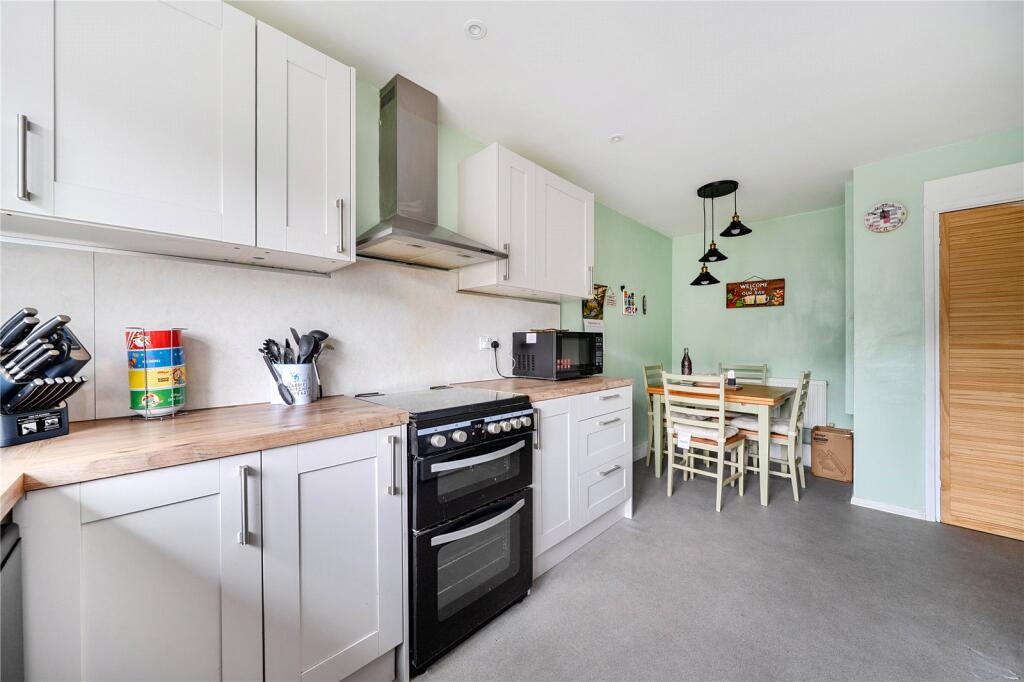 House in Tonbridge - View 3