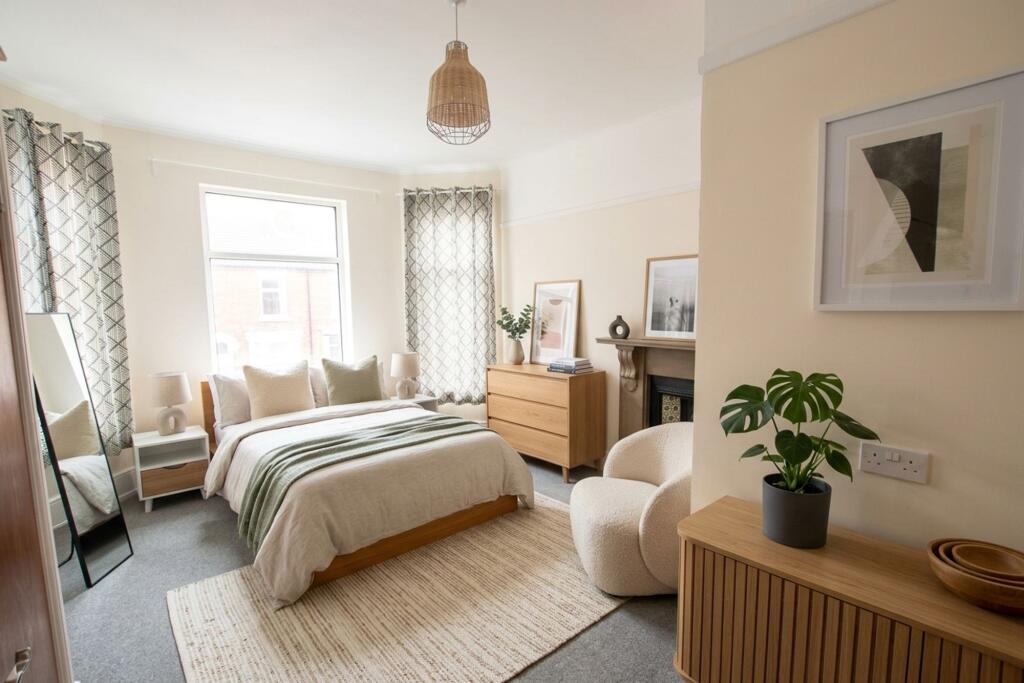 Main image of property: 66 Alma Road, Southampton, SO14