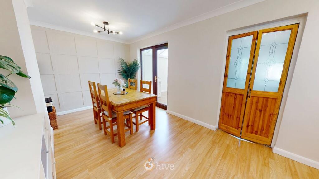 House in Doncaster - View 4