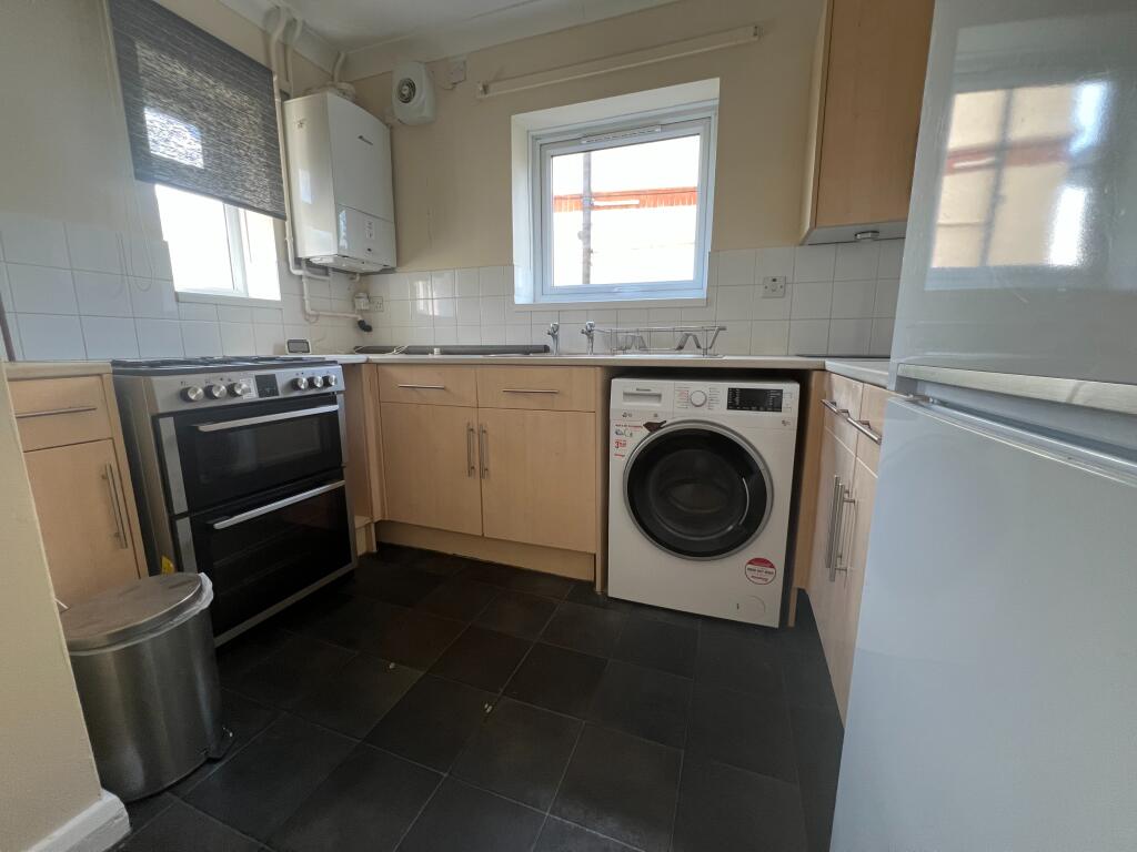 Kipling Close, Ipswich photo 4