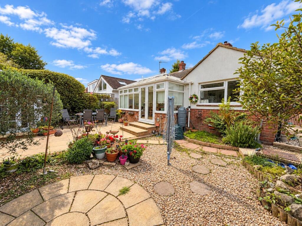 House in Tonbridge - More