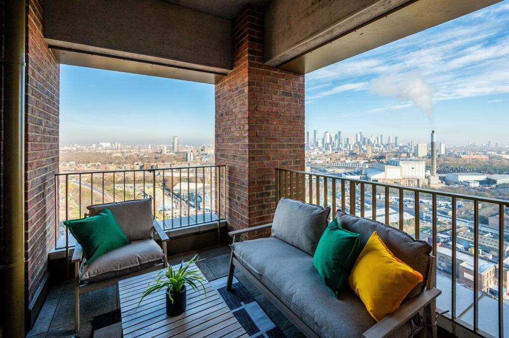 Apartment in London - More