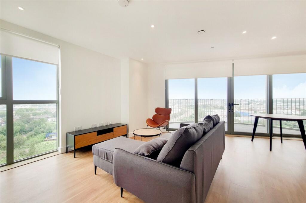 Main image of property: 23 Green Street, London, NW10