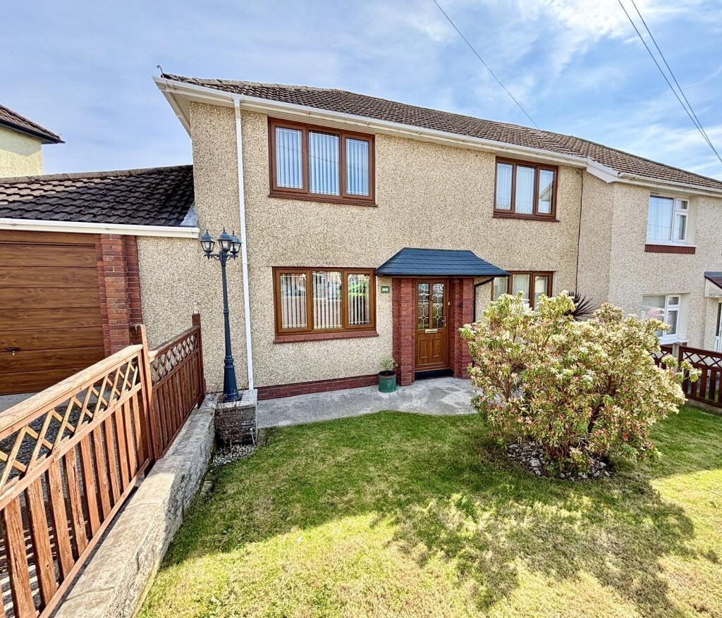 Main image of property: March Hywel, Rhos, Pontardawe.