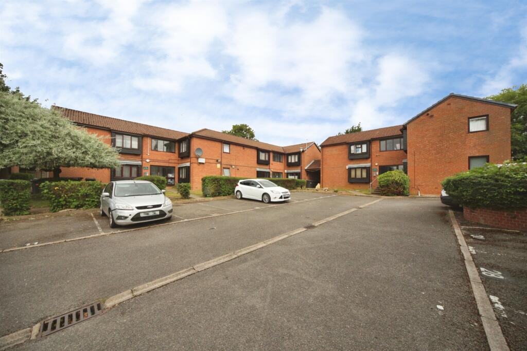 Main image of property: Colin Road, Luton