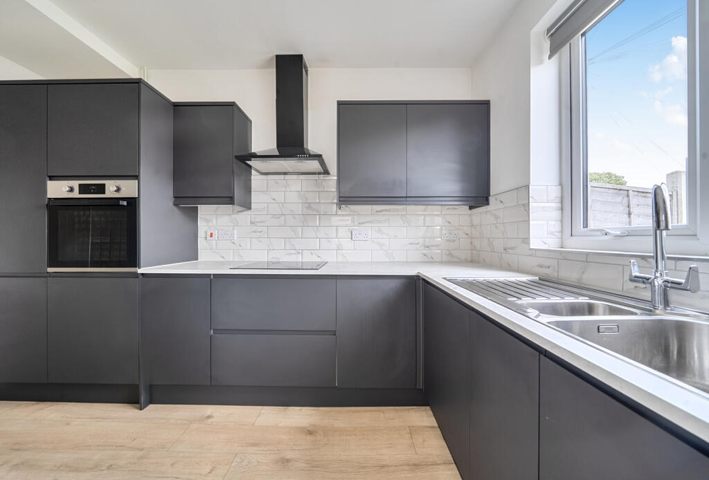 Main image of property: New Queen Street, Bristol, Somerset, BS15