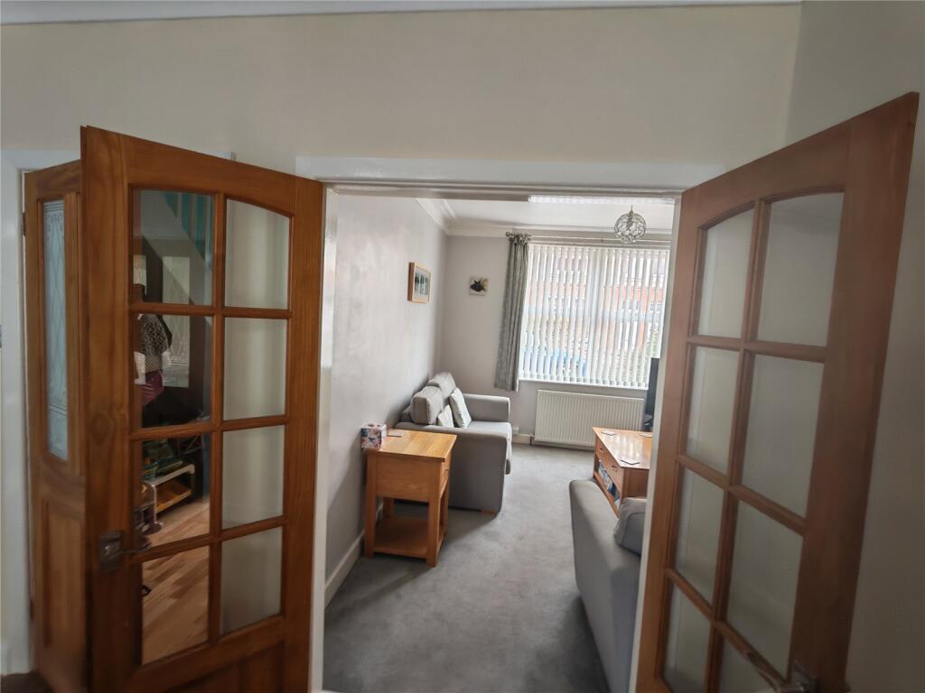 House in Nottingham - View 5