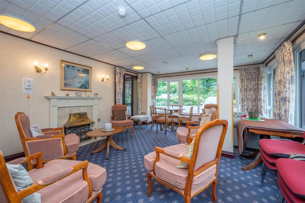 Additional image 11 of Chestnut Walk, Henley-In-Arden