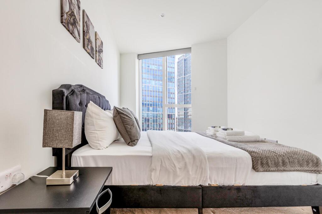 Apartment in London - View 5