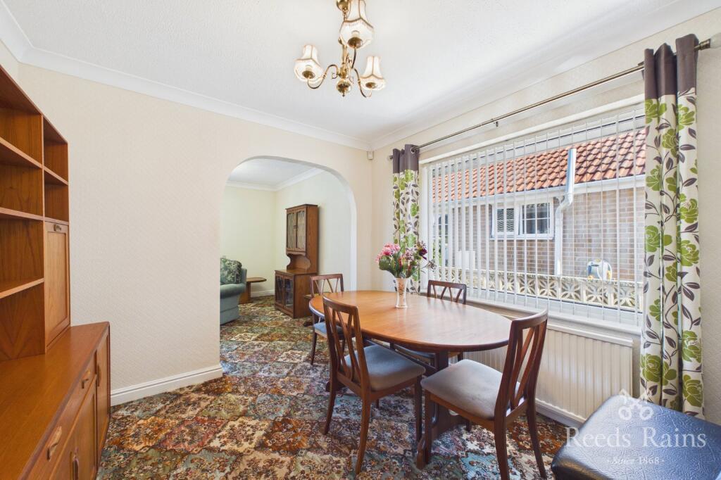 House in Wakefield - View 5