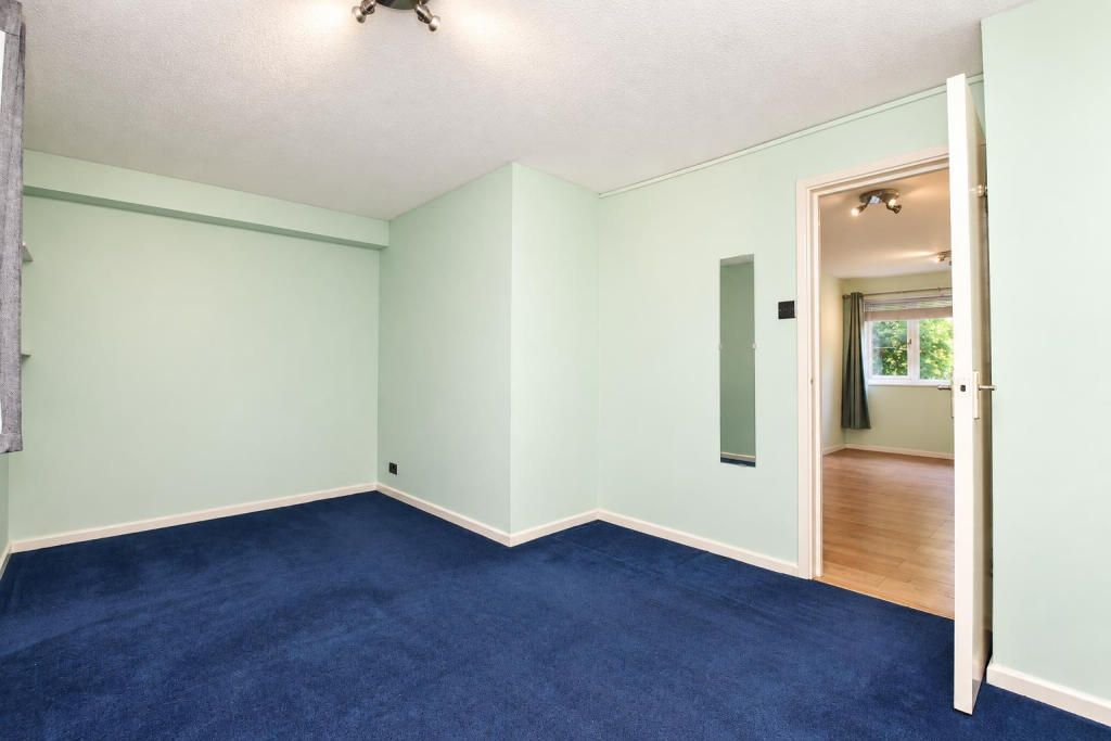 Apartment in Milton Keynes, Two Mile Ash, Abbey Hill - More
