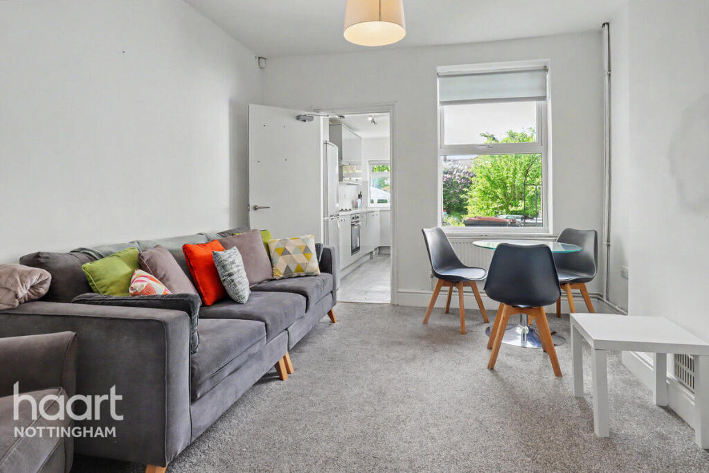 House in Broxtowe, Beeston - View 2