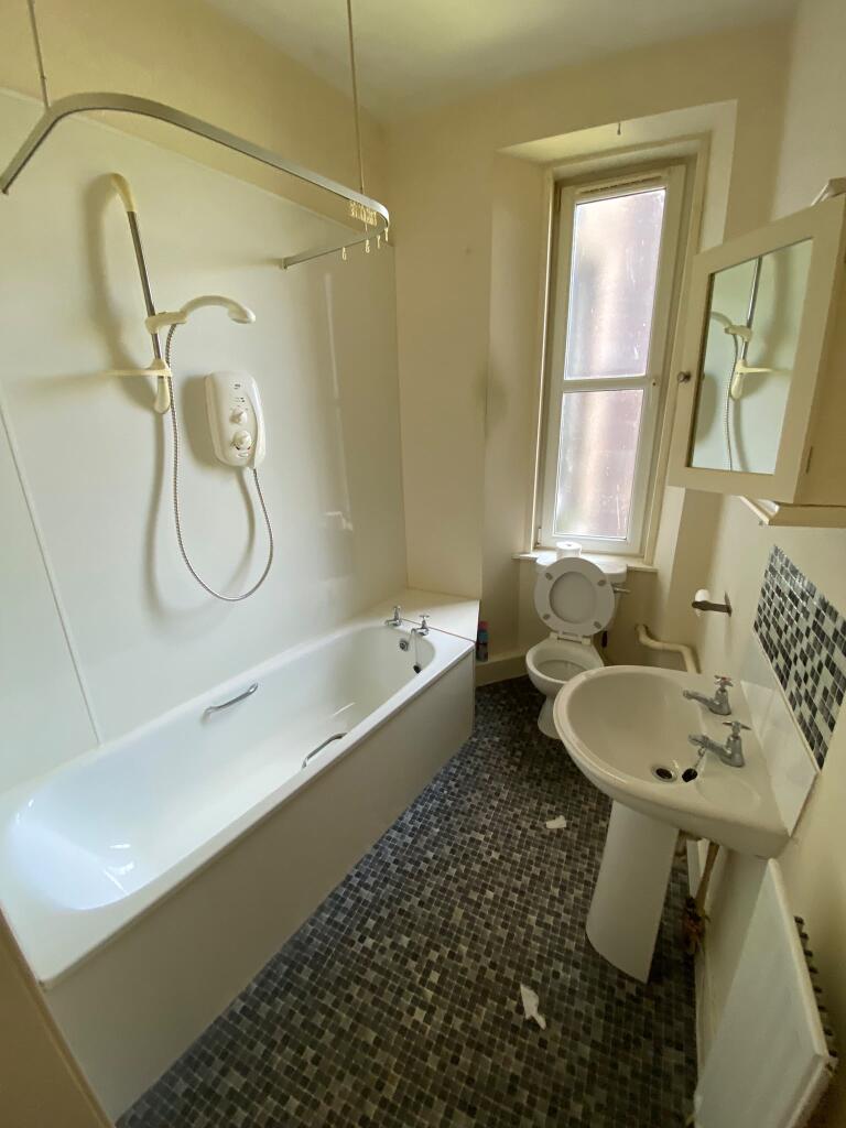 Apartment in Edinburgh - View 4