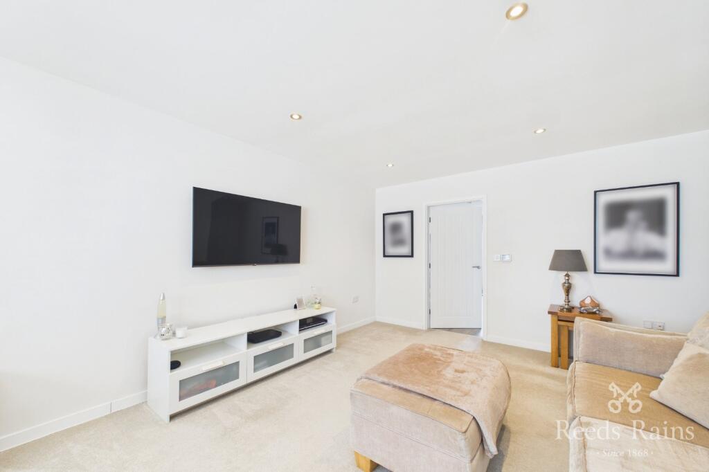 House in Sheffield - View 4