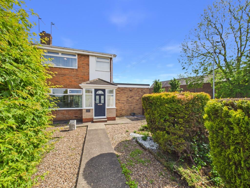 Main image of property: Holderness Road, Hull, HU9 4AB